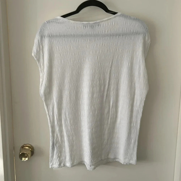 😍Cap sleeved Tommy Hilfiger white shirt. Size L. 😍 - Picture 5 of 5